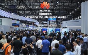 Huawei mang hệ sinh thái sản phẩm và giải pháp hỗ trợ hiệu quả cho việc triển khai thương mại hóa 5.5G đến với MWC Shanghai 2024. Ảnh: Huawei
